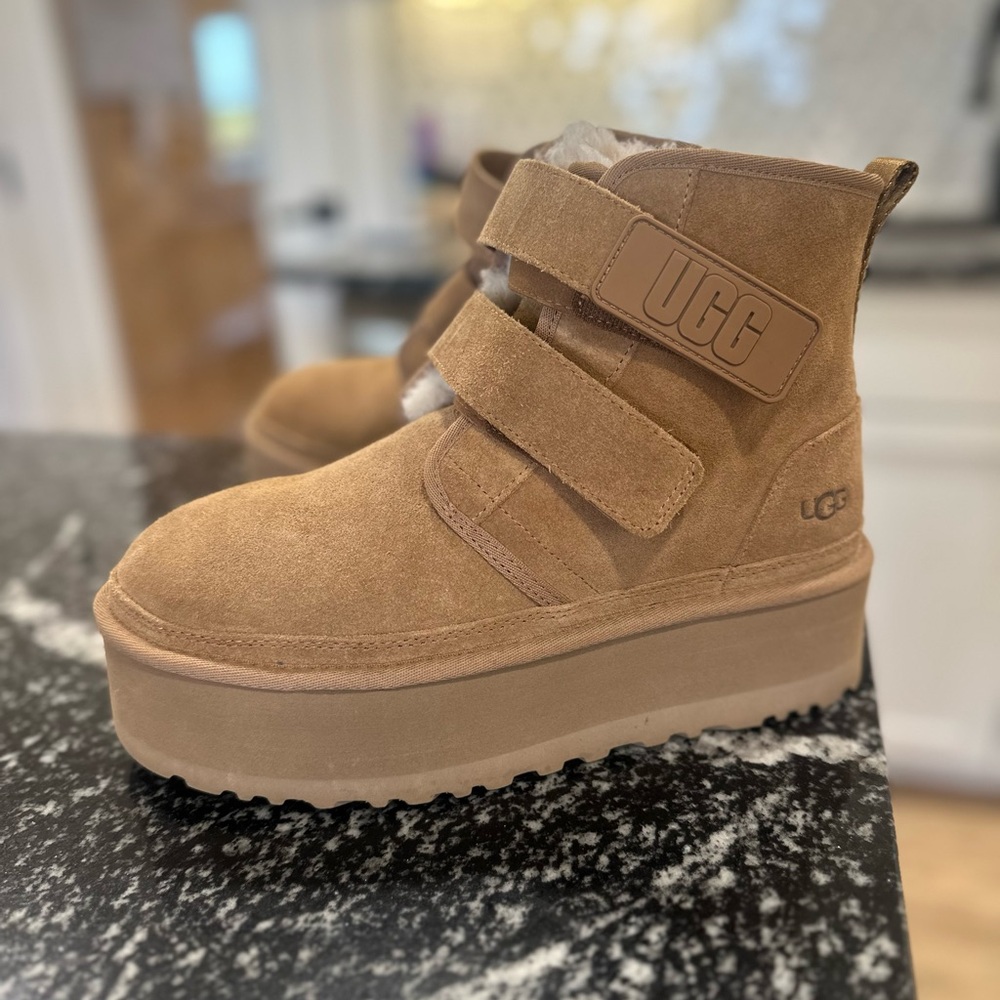 UGG Neumel Platform Boots